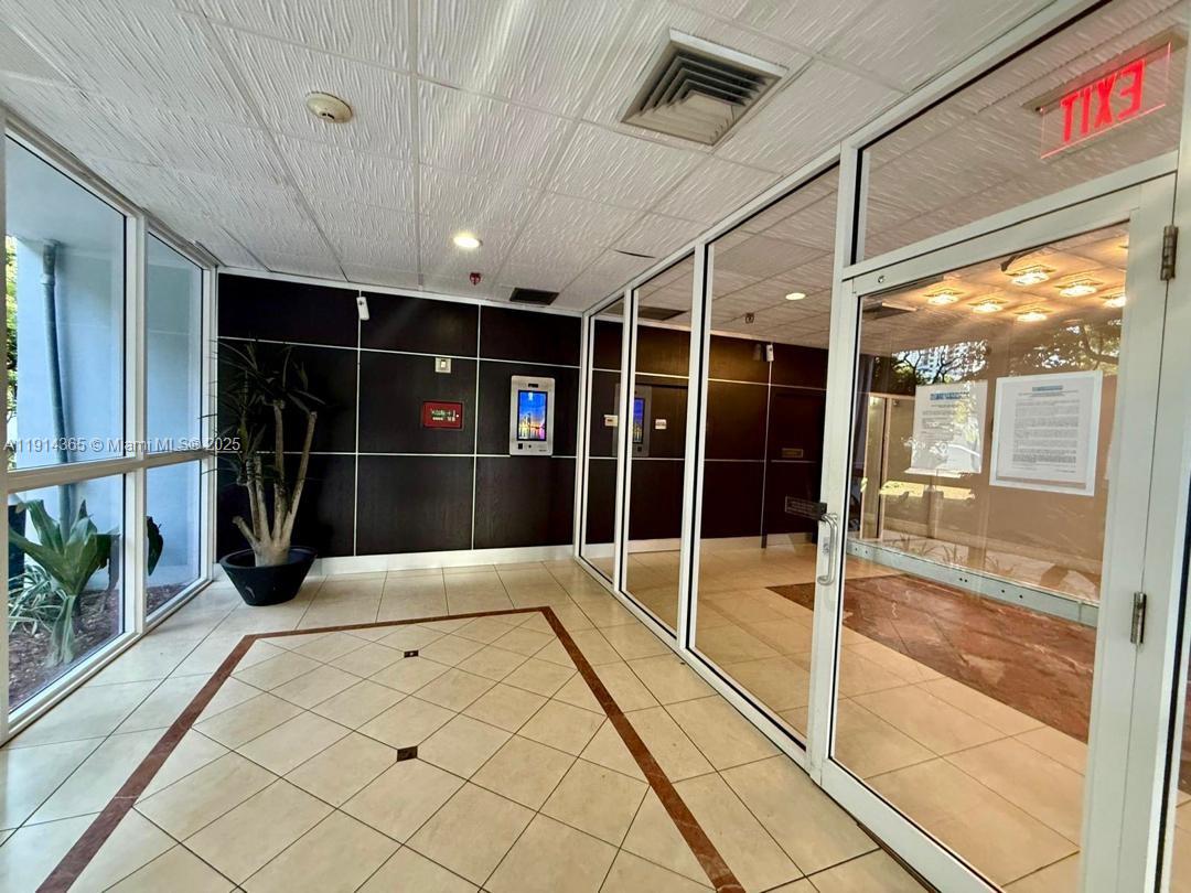 850 North Miami Avenue, Unit W2105 Miami, FL 33136 - Photo 12 of 19