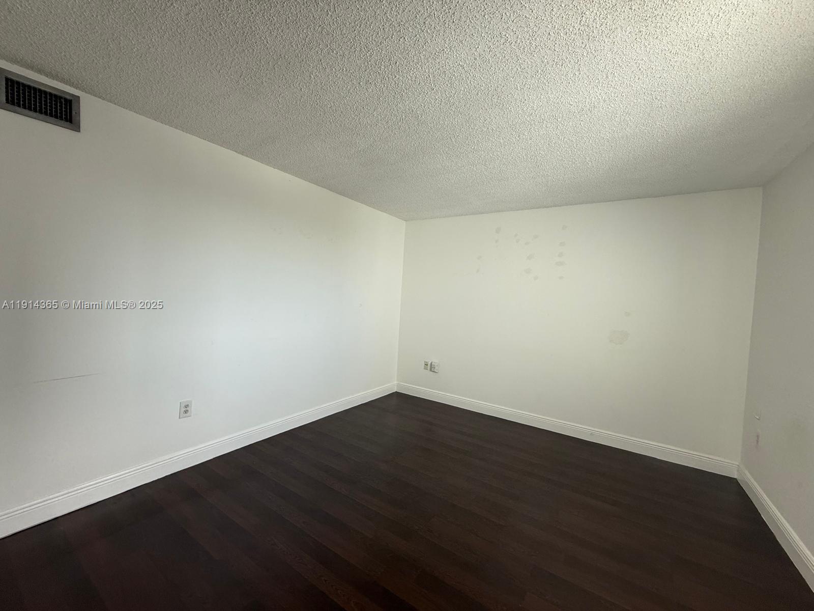 850 North Miami Avenue, Unit W2105 Miami, FL 33136 - Photo 8 of 19