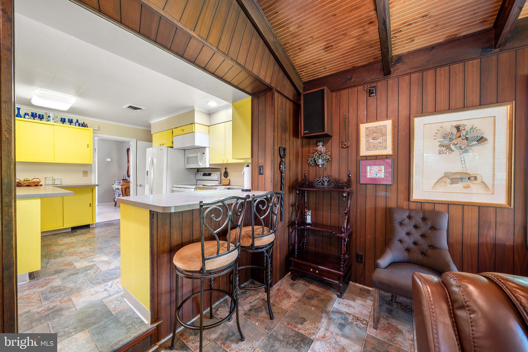 403 Meadow Lane Wallingford, PA 19086 - Photo 14 of 38 Kitchen