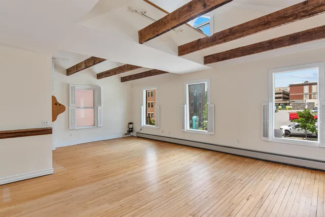 $450,000 | 89 College Street, Unit A2, Burlington, VT 05401