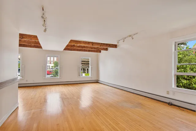 $450,000 | 89 College Street, Unit A2, Burlington, VT 05401