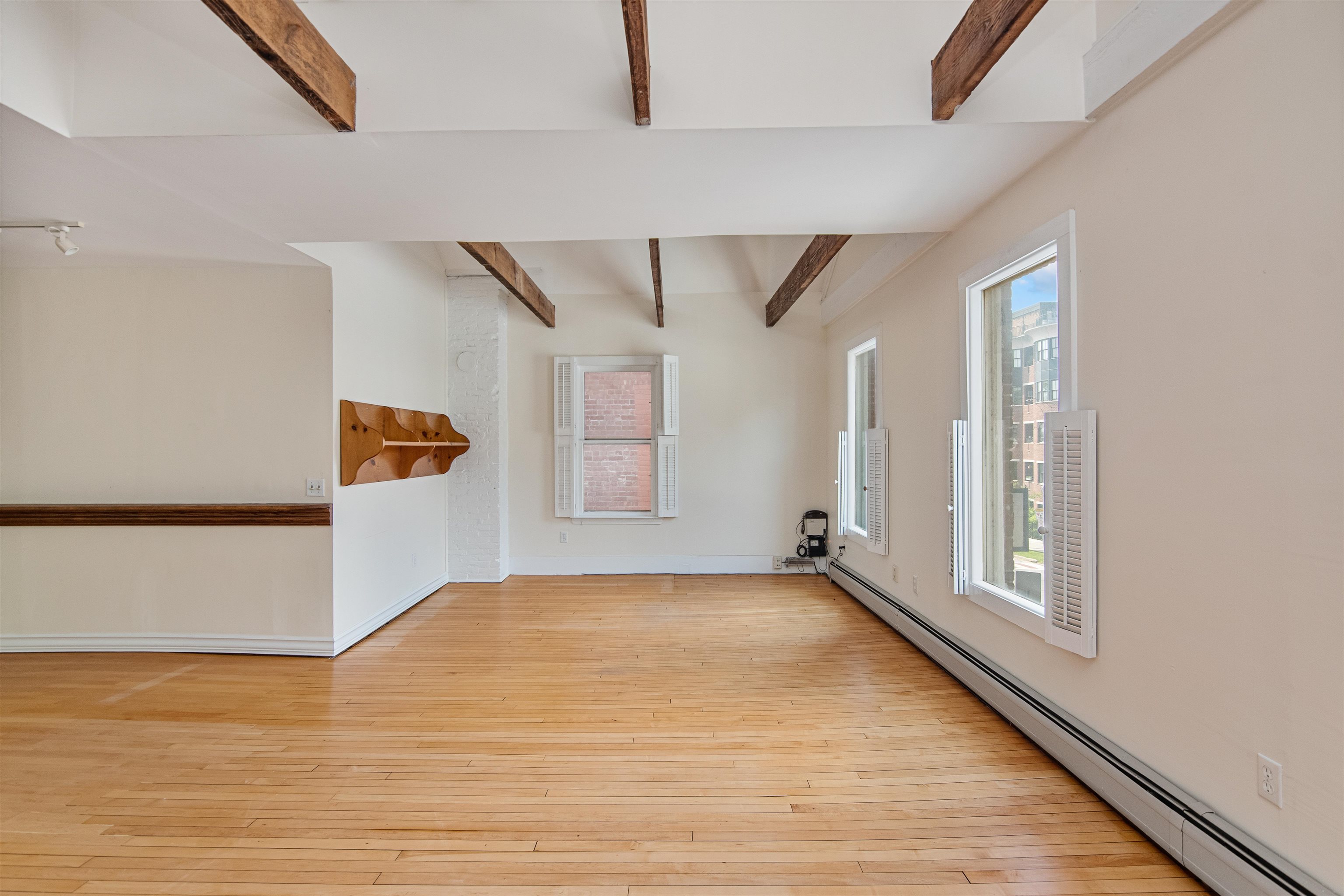 89 College Street, Unit A2 Burlington, VT 05401 - Photo 18 of 35