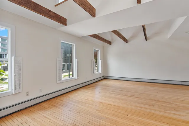 $450,000 | 89 College Street, Unit A2, Burlington, VT 05401