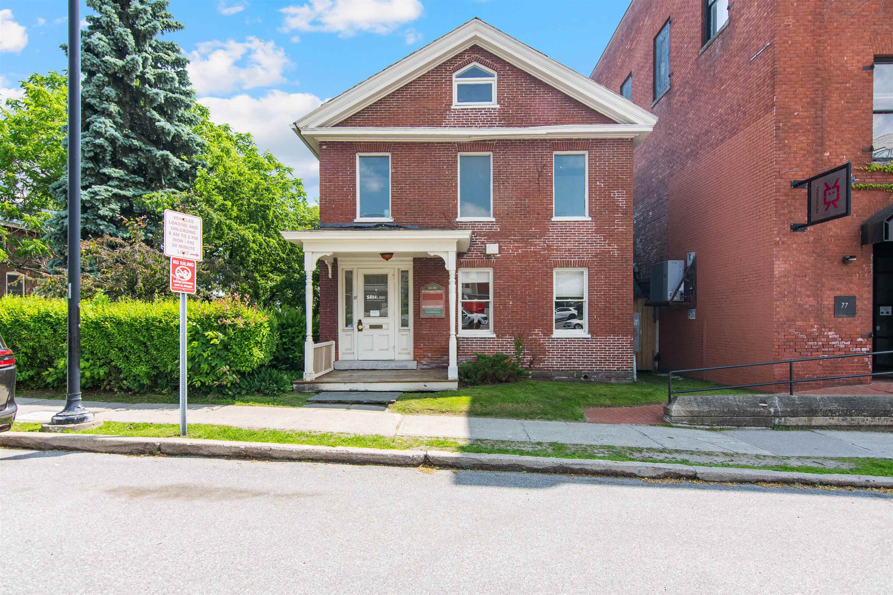 89 College Street, Unit A2 Burlington, VT 05401 - Photo 2 of 35