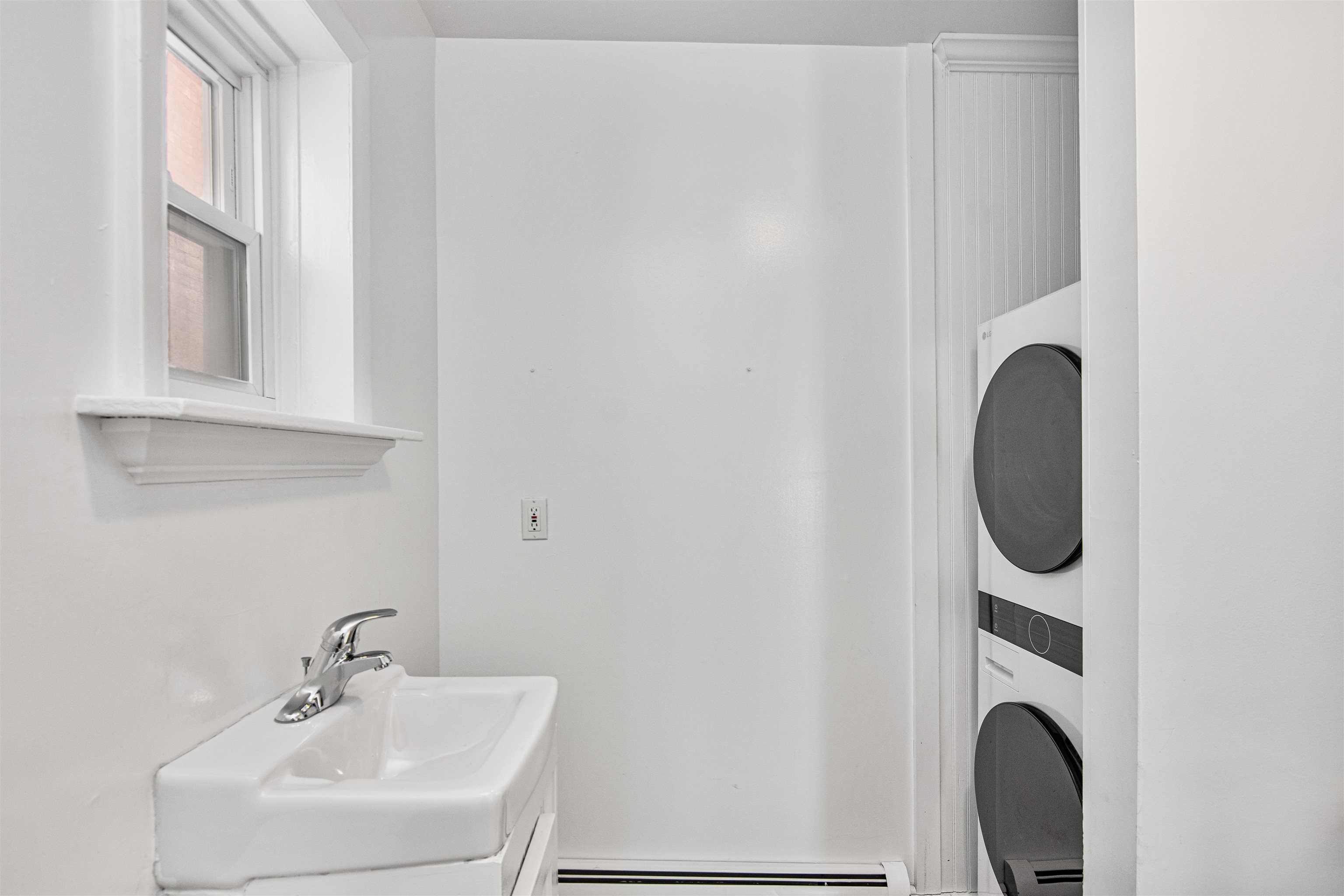 89 College Street, Unit A2 Burlington, VT 05401 - Photo 25 of 35