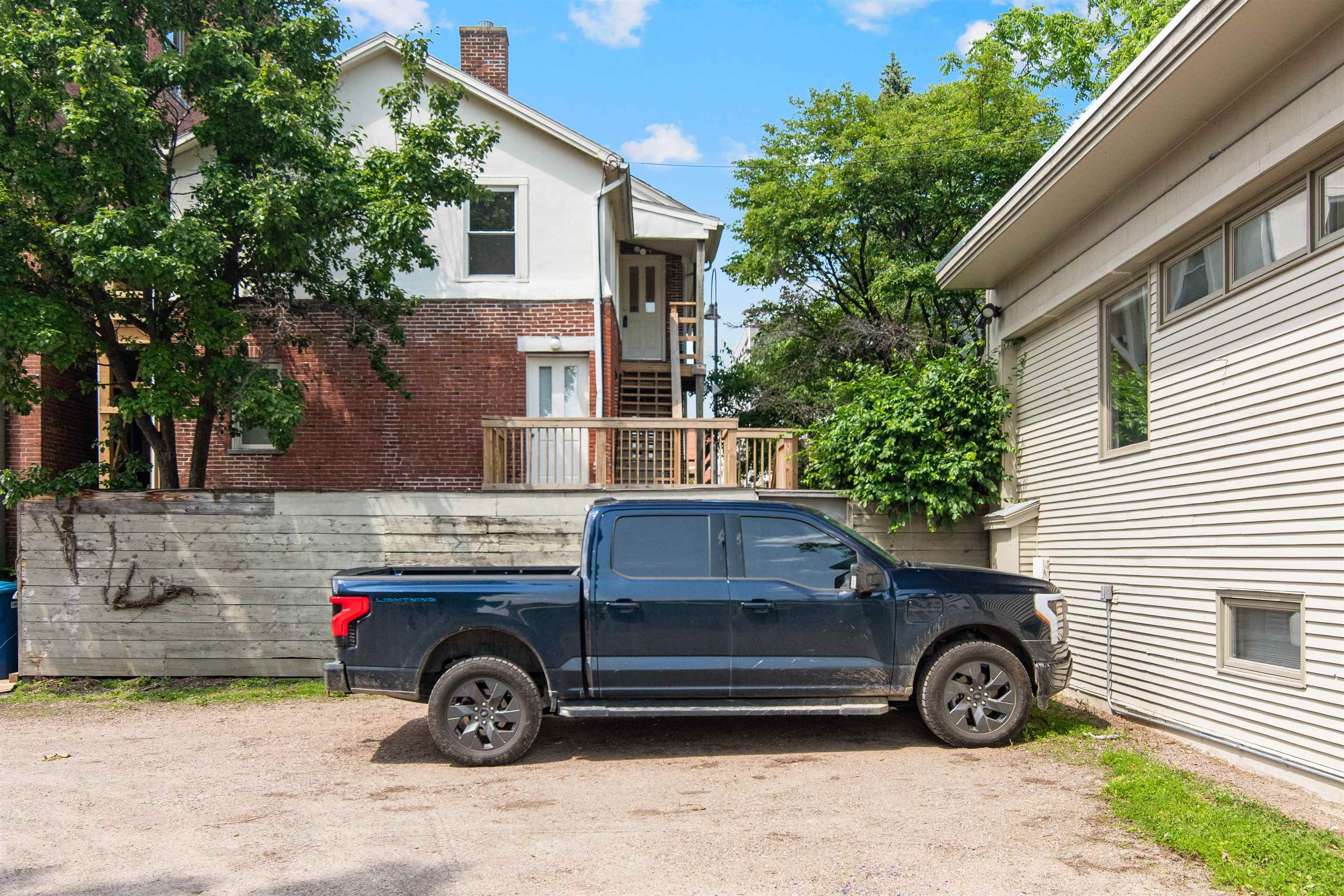89 College Street, Unit A2 Burlington, VT 05401 - Photo 33 of 35