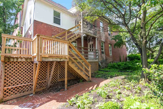 $450,000 | 89 College Street, Unit A2, Burlington, VT 05401