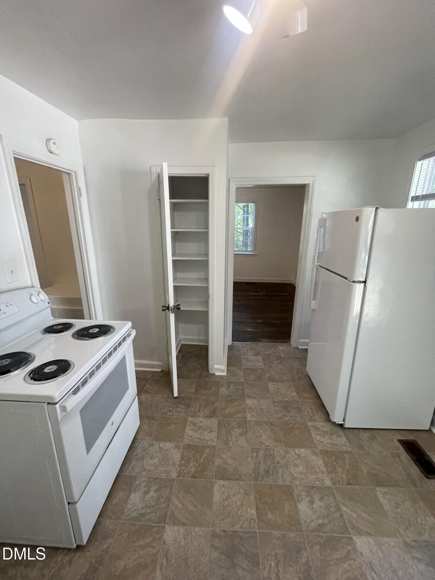 2421 Renfrow Road Raleigh, NC 27603 - Photo 8 of 10 bb5e51ae-c45a-4427-8511-bd7d1c0d0ec8