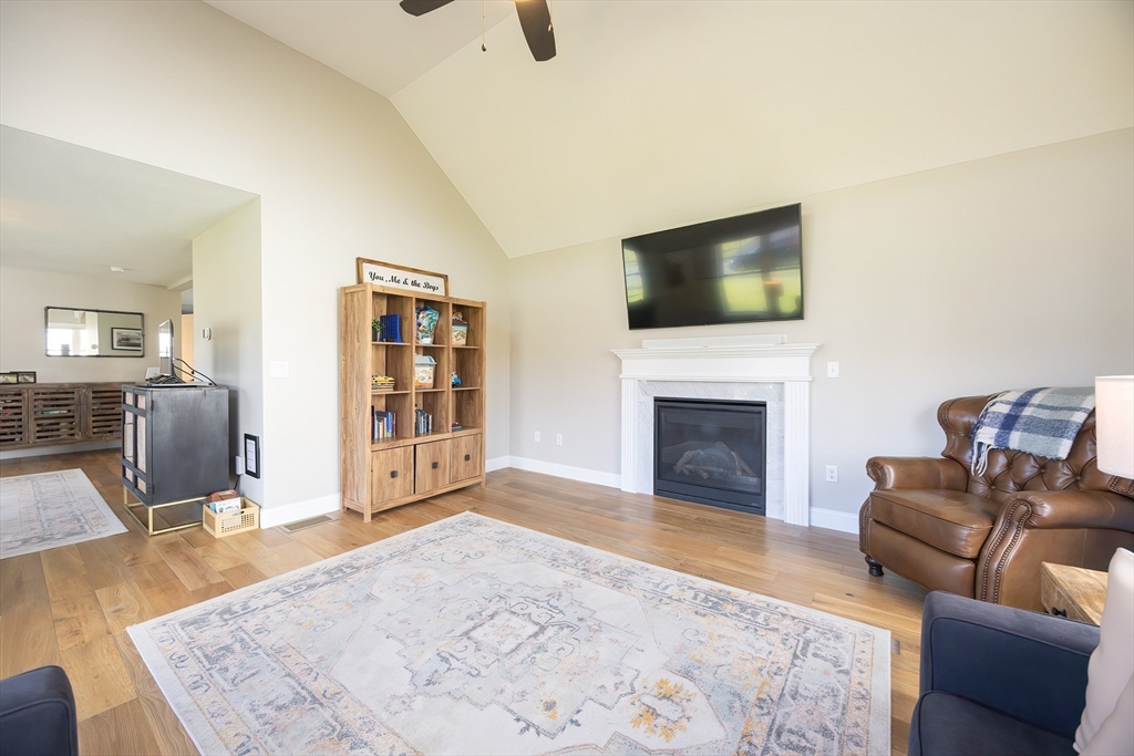 11 Lighthouse Lane Westminster, MA 01473 - Photo 18 of 42