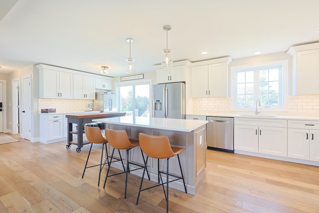 11 Lighthouse Lane Westminster, MA 01473 - Photo 7 of 42