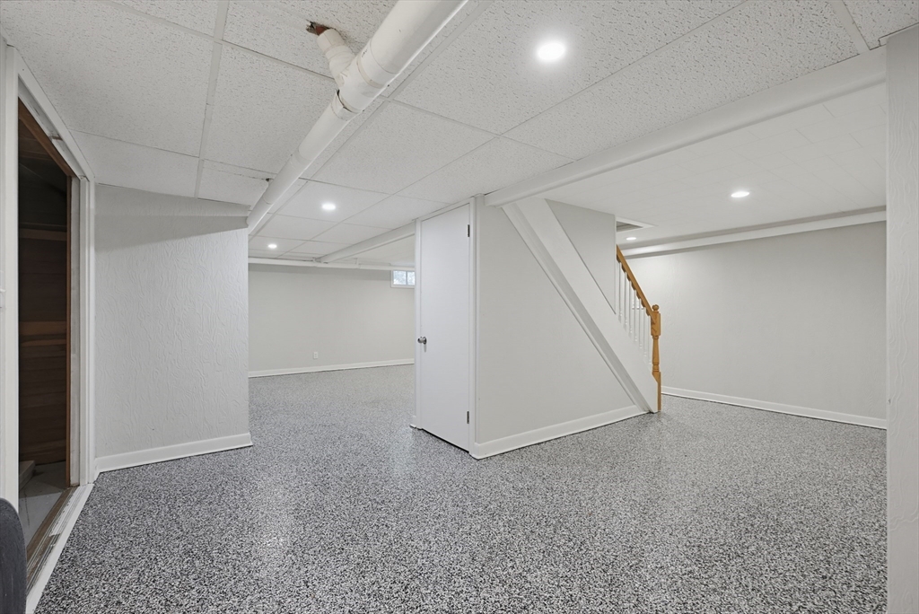 30 Arbor Road Chelmsford, MA 01863 - Photo 29 of 38