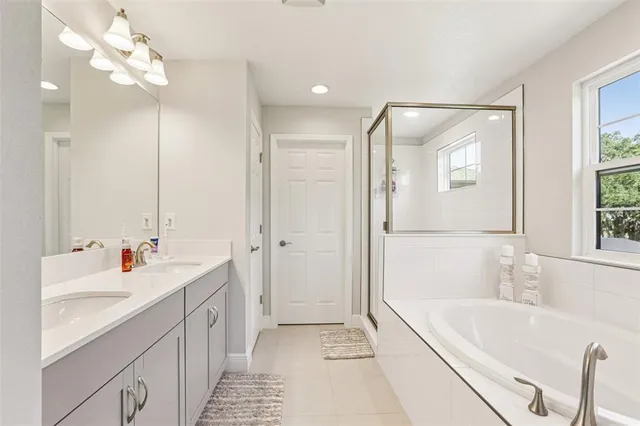 $578,800 | 14733 Gallop Run Drive, Lithia, FL 33547