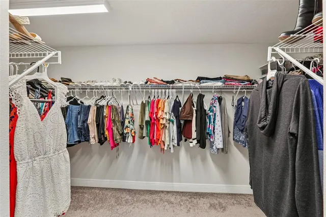 $578,800 | 14733 Gallop Run Drive, Lithia, FL 33547