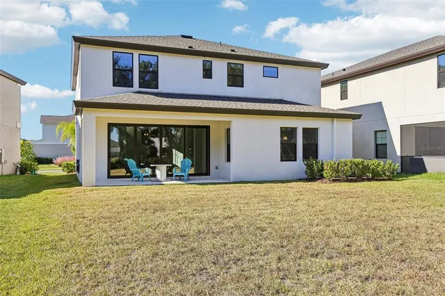 $578,800 | 14733 Gallop Run Drive, Lithia, FL 33547