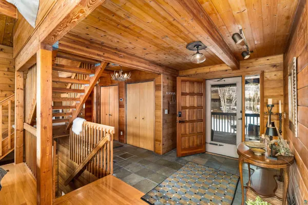 $1,199,000 | 9434 West Branch Road, Duluth, MN 55803