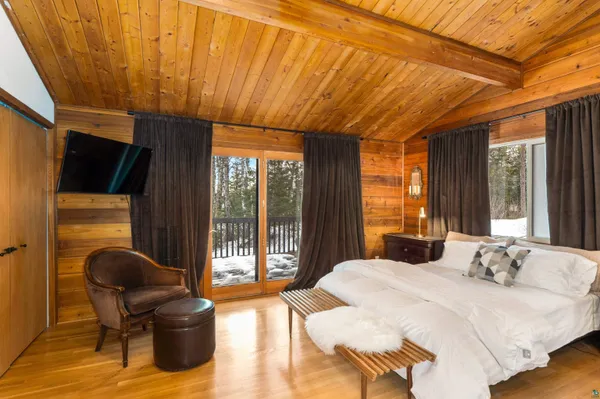 $1,199,000 | 9434 West Branch Road, Duluth, MN 55803