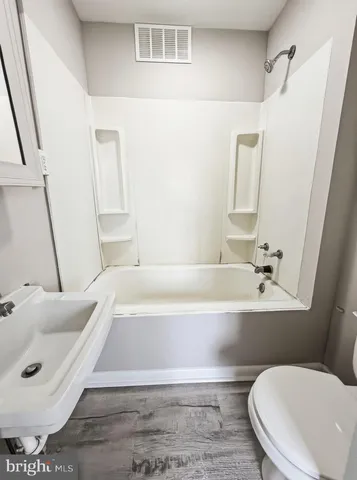 $1,100 | 326 North Bradford Street, Unit 3, Dover, DE 19904