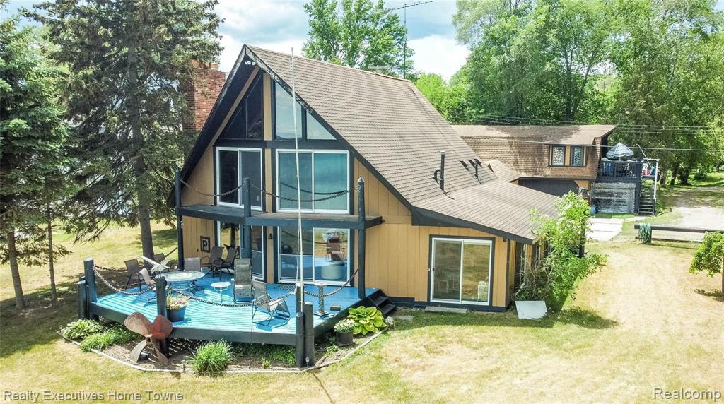 8281 Lakeshore Road Lexington, MI 48450 - Photo 25 of 29