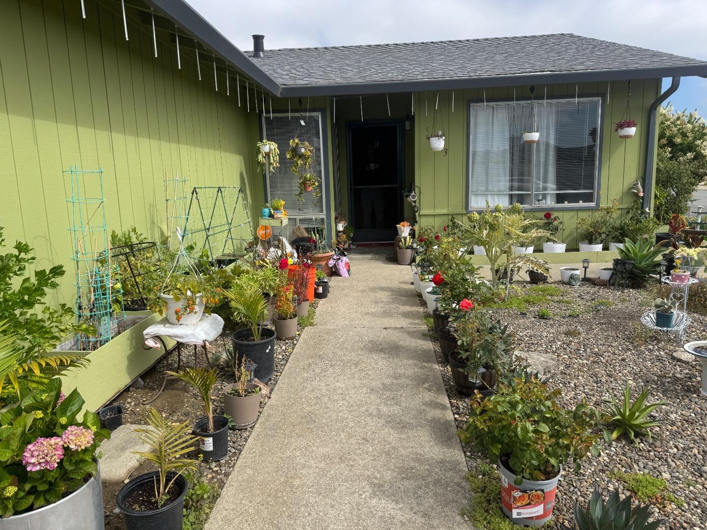 623 Delta Way Watsonville, CA 95076 - Photo 5 of 11