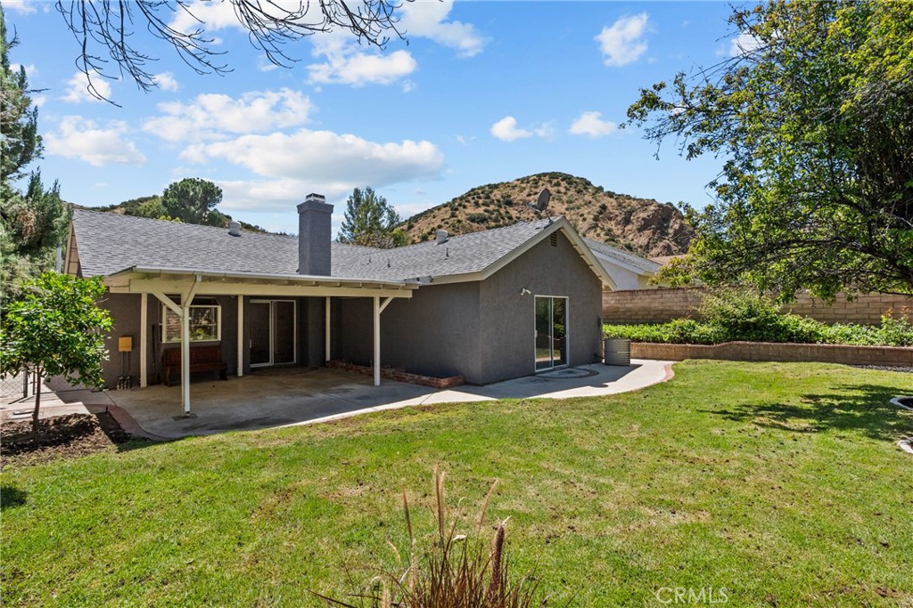 28511 Victoria Road Castaic, CA 91384 - Photo 34 of 37