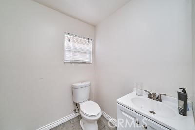 910 East 19th Street Long Beach, CA 90806 - Photo 14 of 47