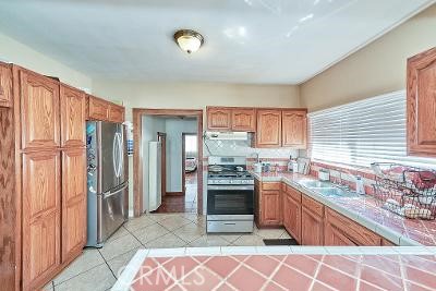 910 East 19th Street Long Beach, CA 90806 - Photo 30 of 47