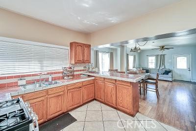 910 East 19th Street Long Beach, CA 90806 - Photo 31 of 47