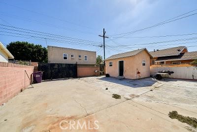 910 East 19th Street Long Beach, CA 90806 - Photo 9 of 47