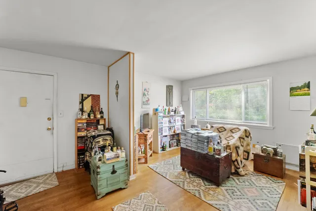 $935,000 | 3901 Haas Avenue, Lyons, IL 60534