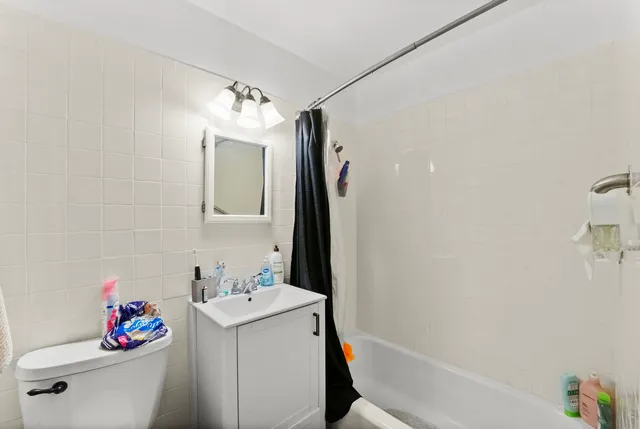 $935,000 | 3901 Haas Avenue, Lyons, IL 60534