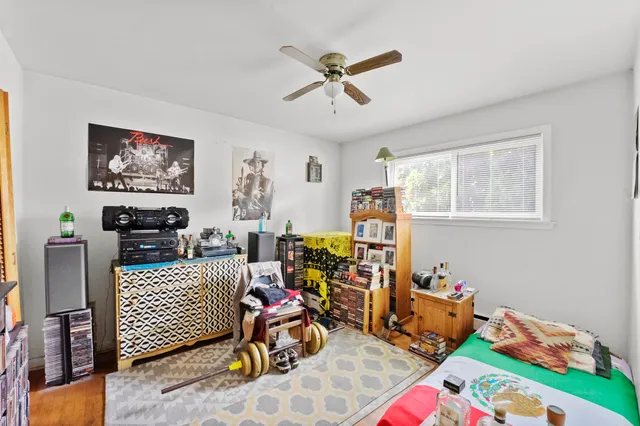 $935,000 | 3901 Haas Avenue, Lyons, IL 60534