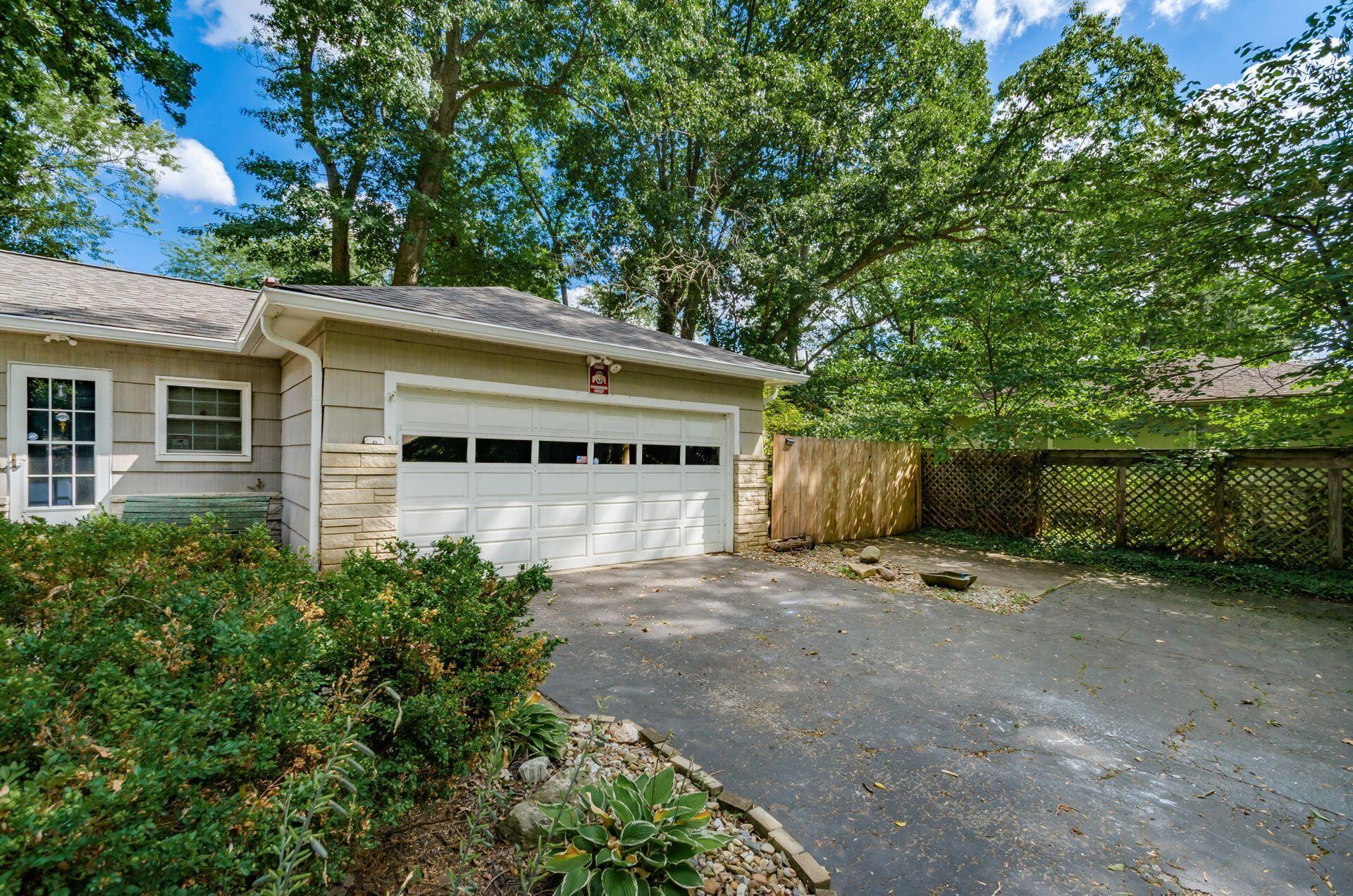 3086 Leeds Road Columbus, OH 43221 - Photo 6 of 47 007_78f3_K 3086 Leeds Rd017-2