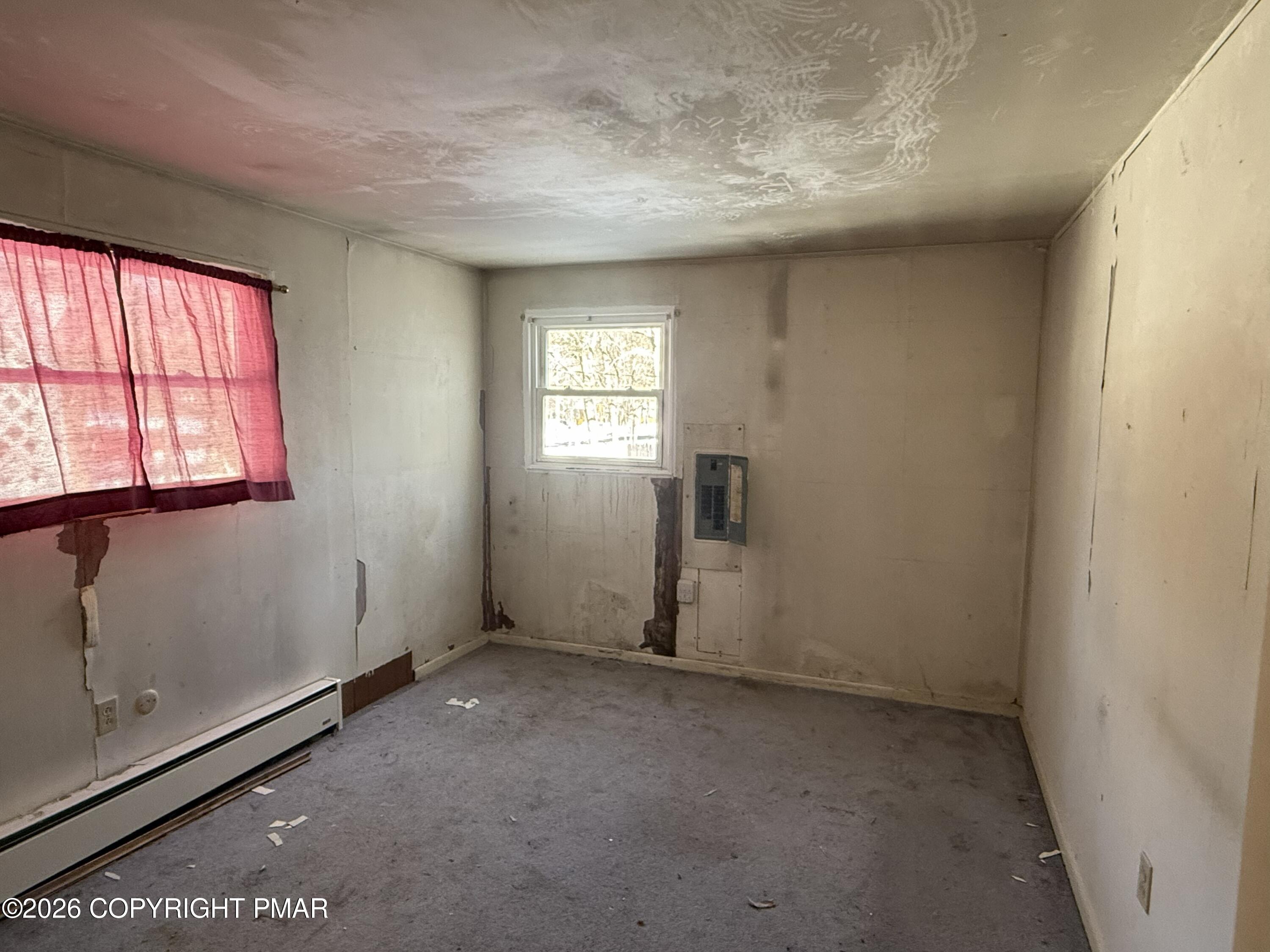 118 Buckhill Road Albrightsville, PA 18210 - Photo 11 of 17 an empty room with windows