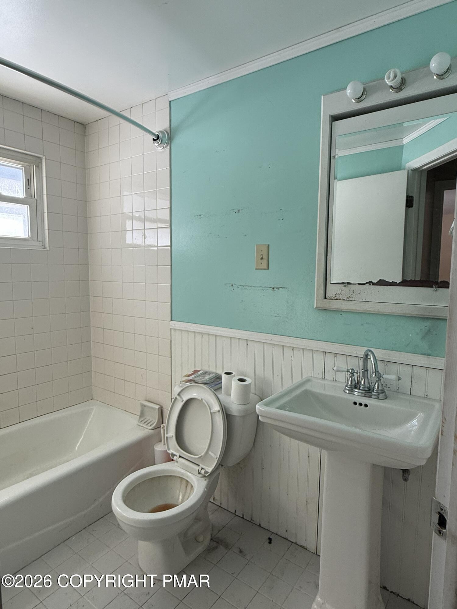 118 Buckhill Road Albrightsville, PA 18210 - Photo 7 of 17 a bathroom with a sink toilet a mirror and shower