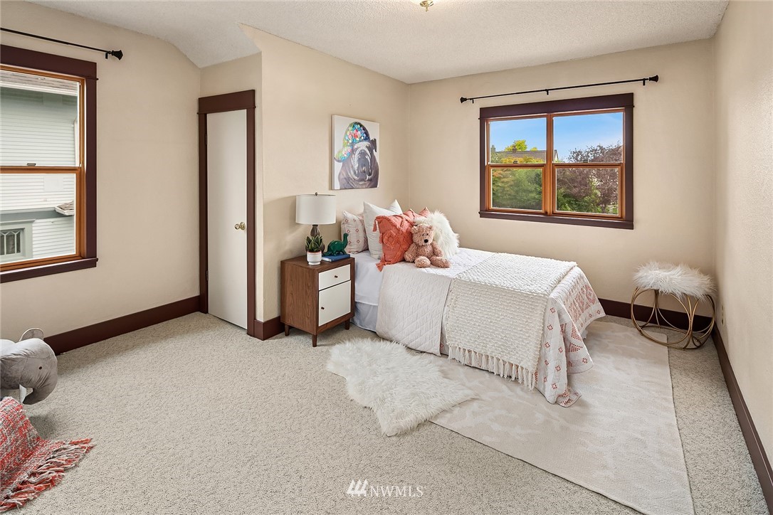 1527 Rucker Avenue Everett, WA 98201 - Photo 17 of 25 Gallery Image 17