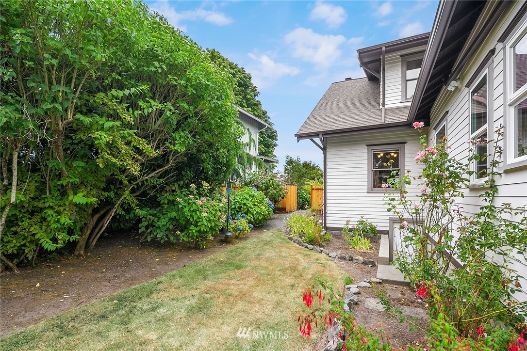 1527 Rucker Avenue Everett, WA 98201 - Photo 23 of 25 Gallery Image 23
