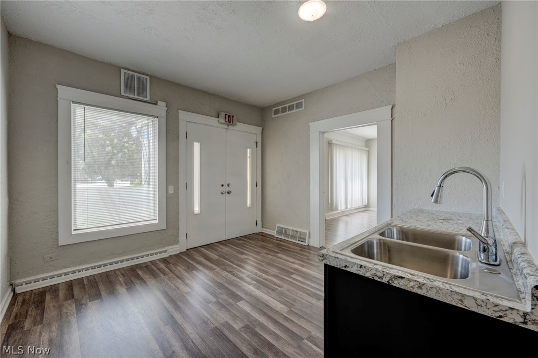 4438 Pearl Road Cleveland, OH 44109 - Photo 34 of 50