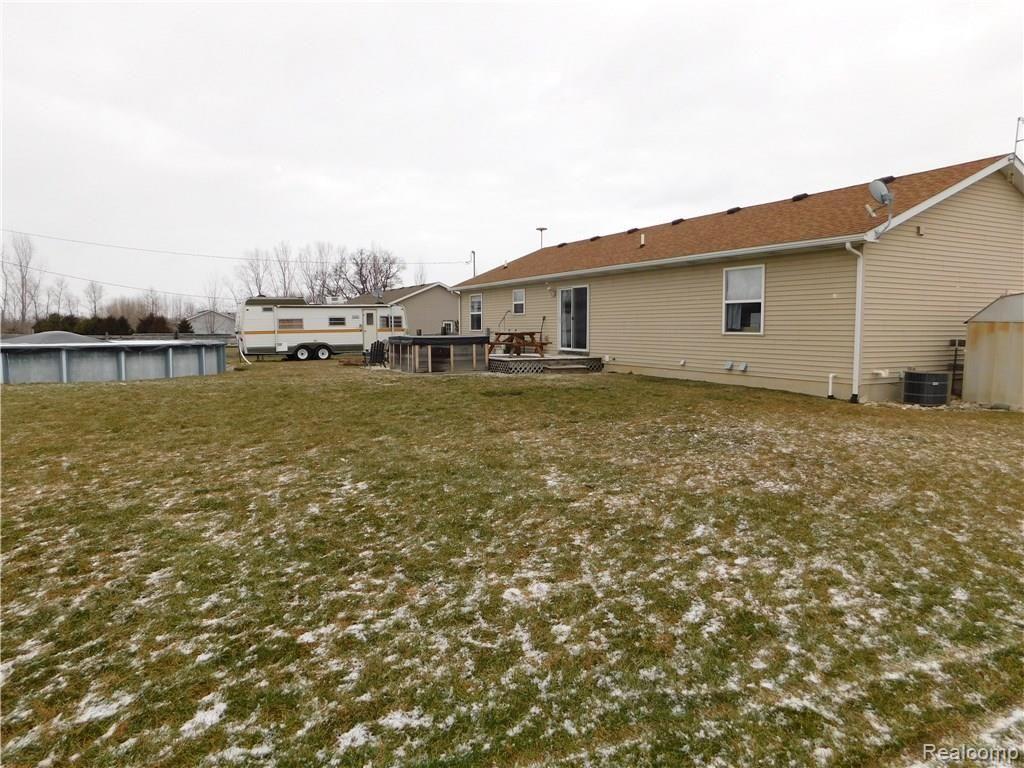 8501 Horn Road Fowlerville, MI 48836 - Photo 18 of 21 DSCN0101.JPG