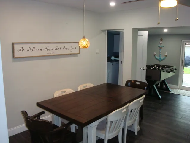 $3,600 | 31 Northeast 48th Court, Oakland Park, FL 33334