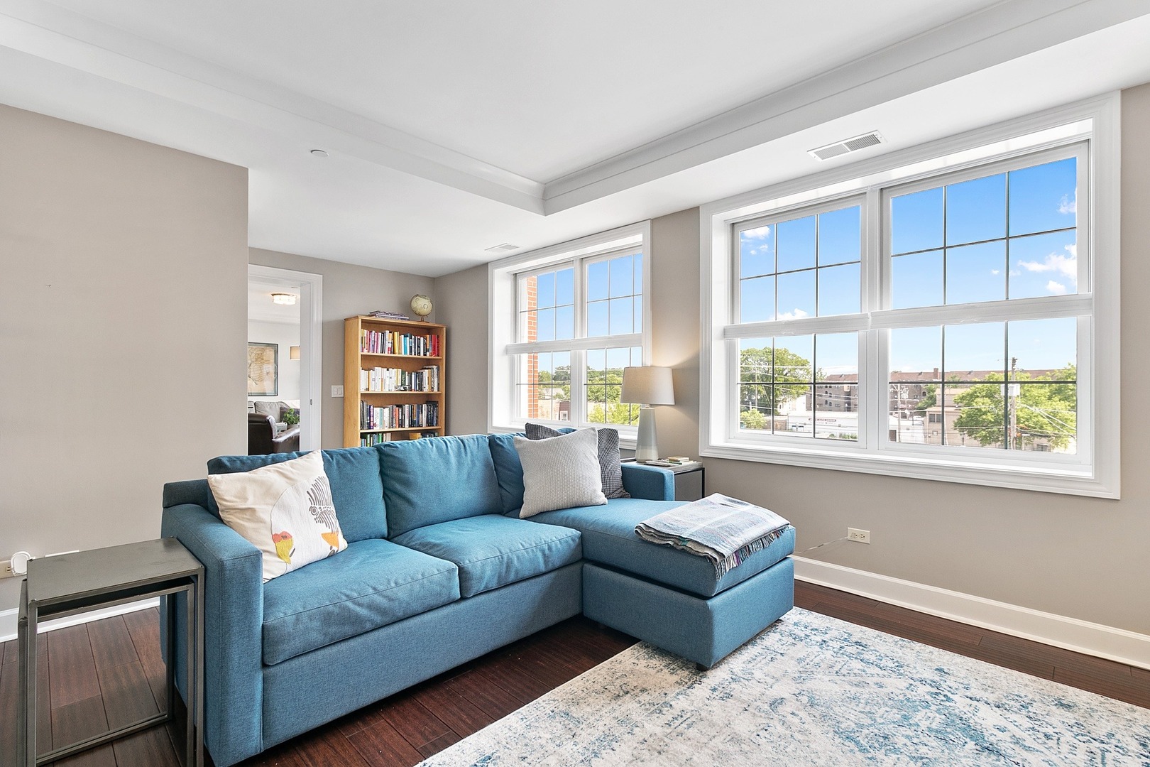 10 East Burlington Street, Unit 3F Riverside, IL 60546 - Photo 12 of 18