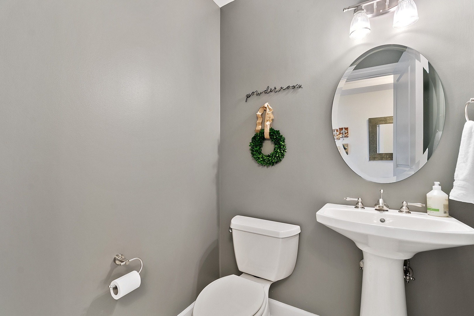 10 East Burlington Street, Unit 3F Riverside, IL 60546 - Photo 16 of 18