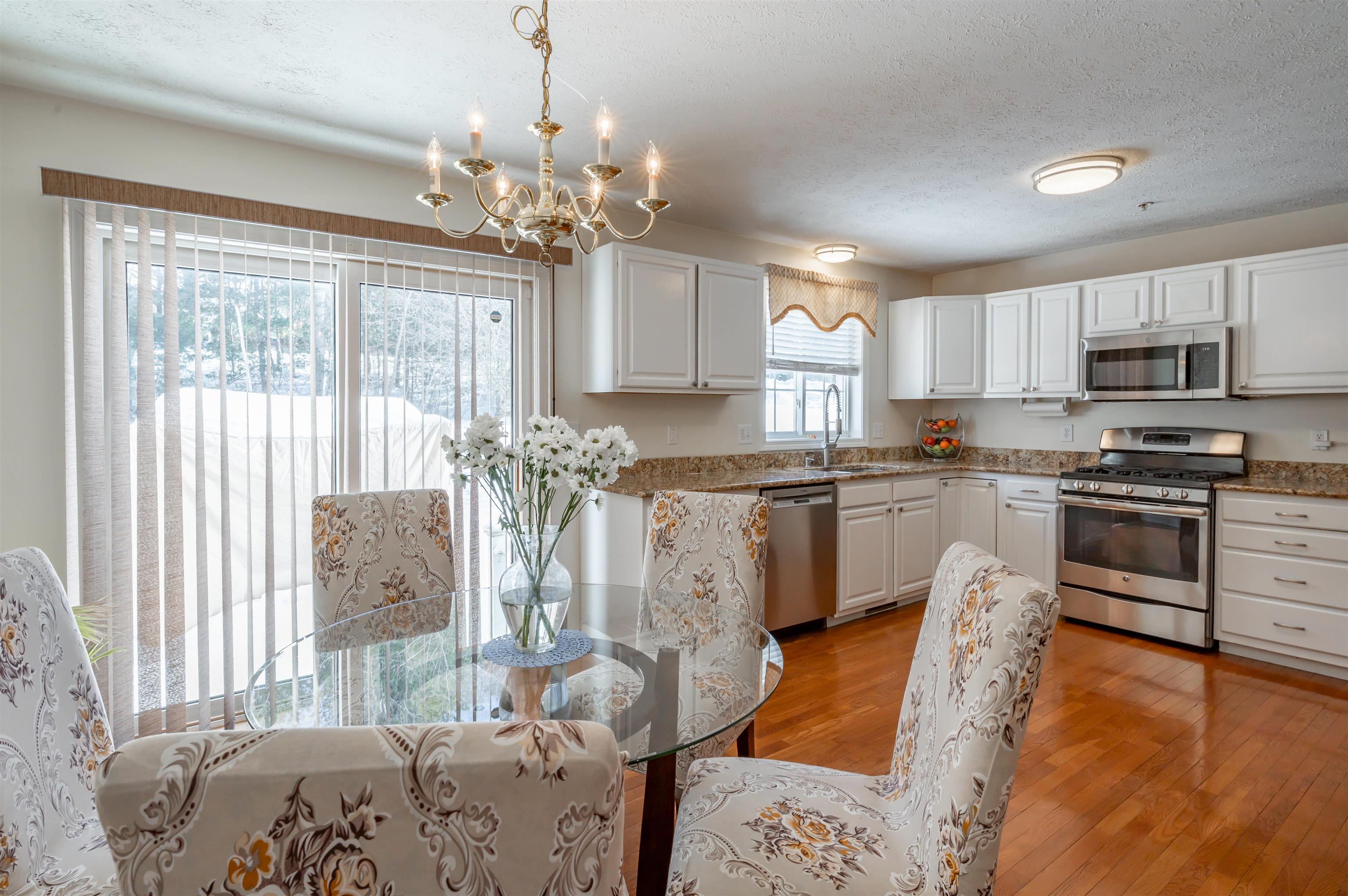 20 Georgetown Drive, Unit 20 Nashua, NH 03062 - Photo 7 of 33