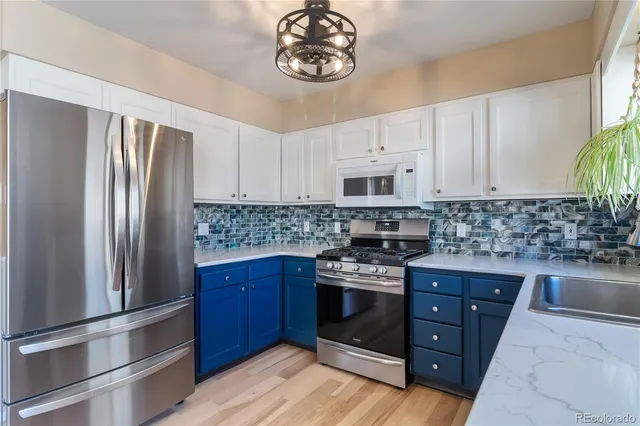 $659,000 | 219 Burgess Drive, Castle Rock, CO 80104