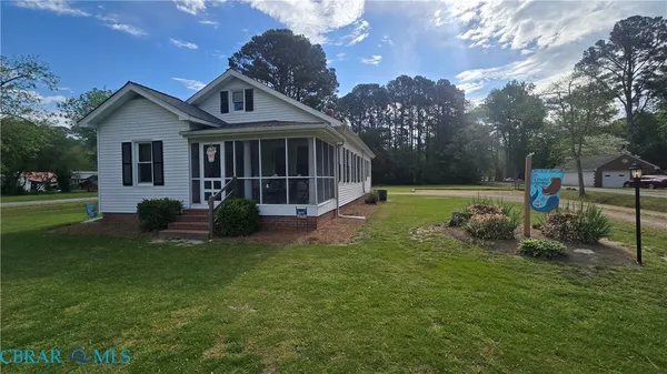 $230,000 | 10291 Buckley Hall Road, Mathews, VA 23109