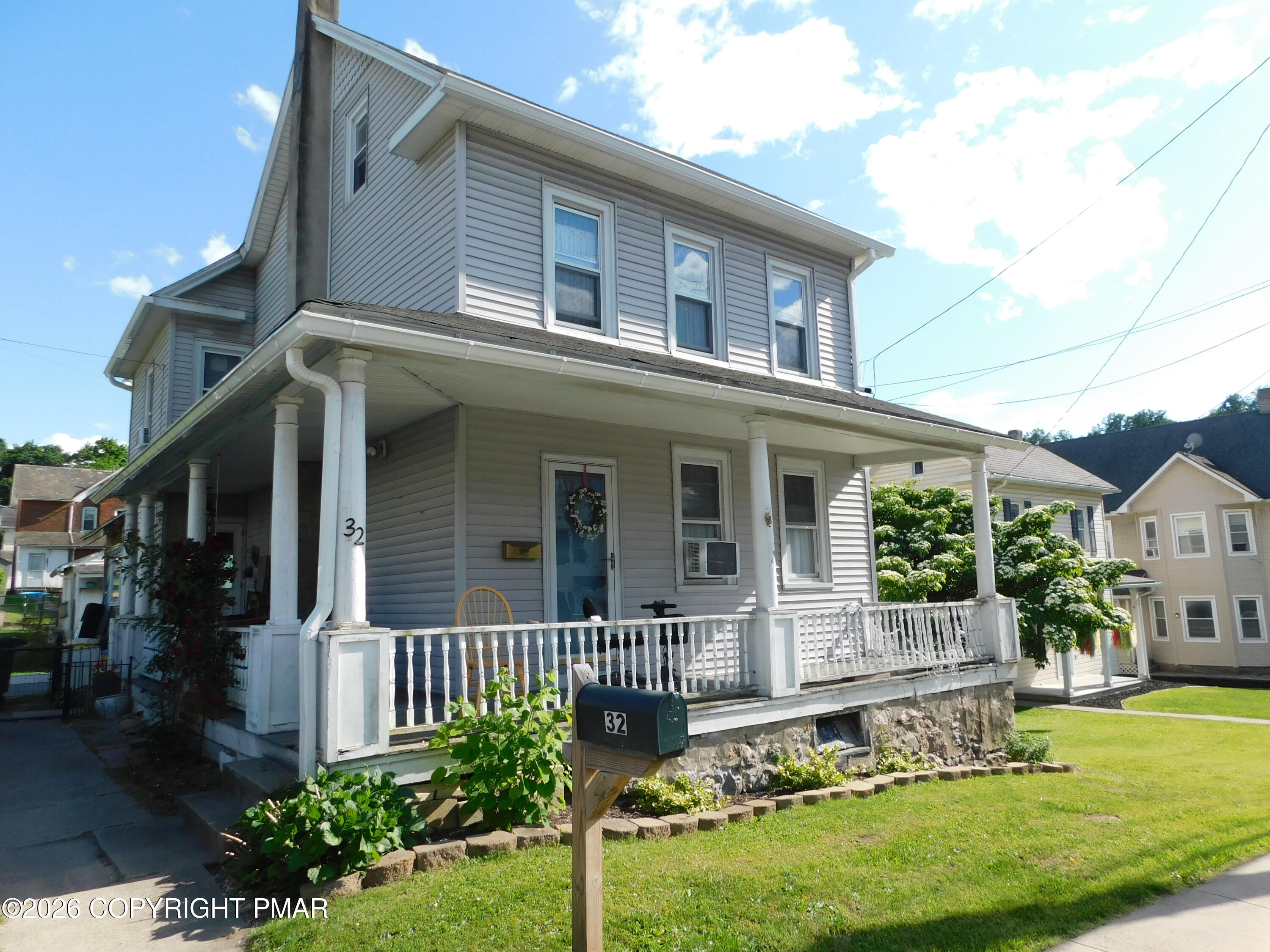 32 Messinger Street Bangor, PA 18013 - Photo 5 of 17 DSCN0187