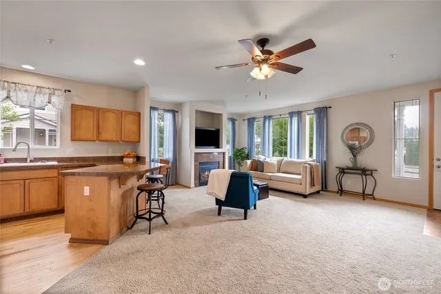 $409,900 | 2420 Simmons Street, Unit B, DuPont, WA 98327