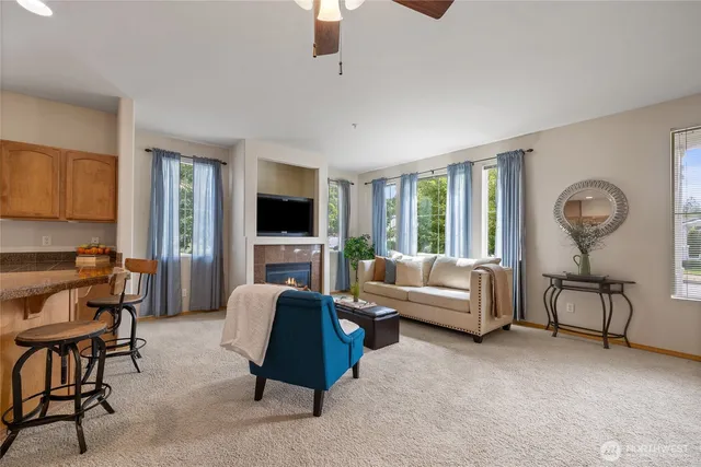 $409,900 | 2420 Simmons Street, Unit B, DuPont, WA 98327