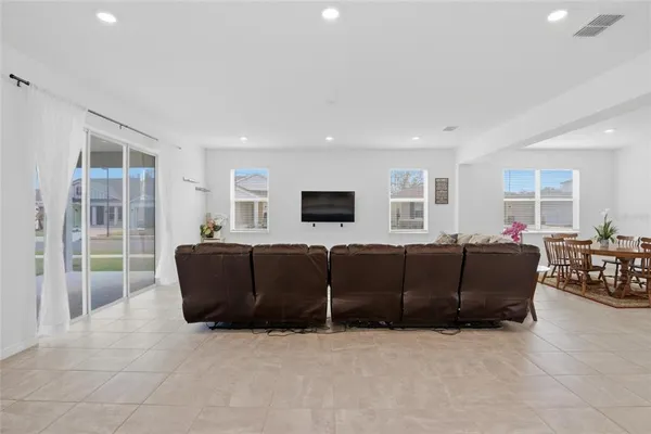 $499,990 | 7045 Southwest 65th Street, Ocala, FL 34481