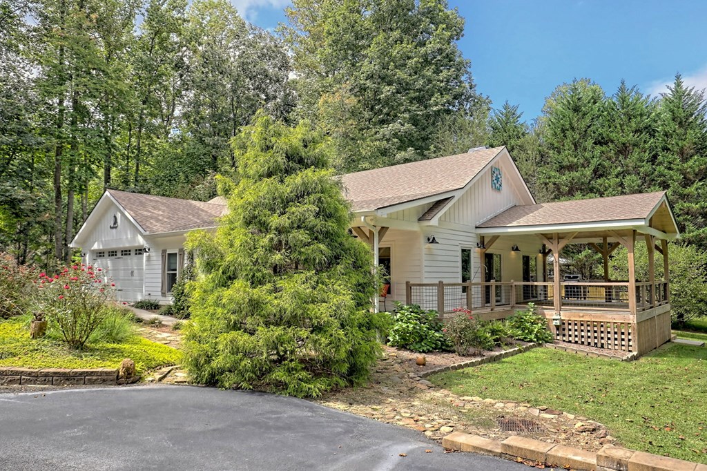 6000 Bridge Creek Road Tiger, GA 30576 - Photo 3 of 58 Gallery Image 3