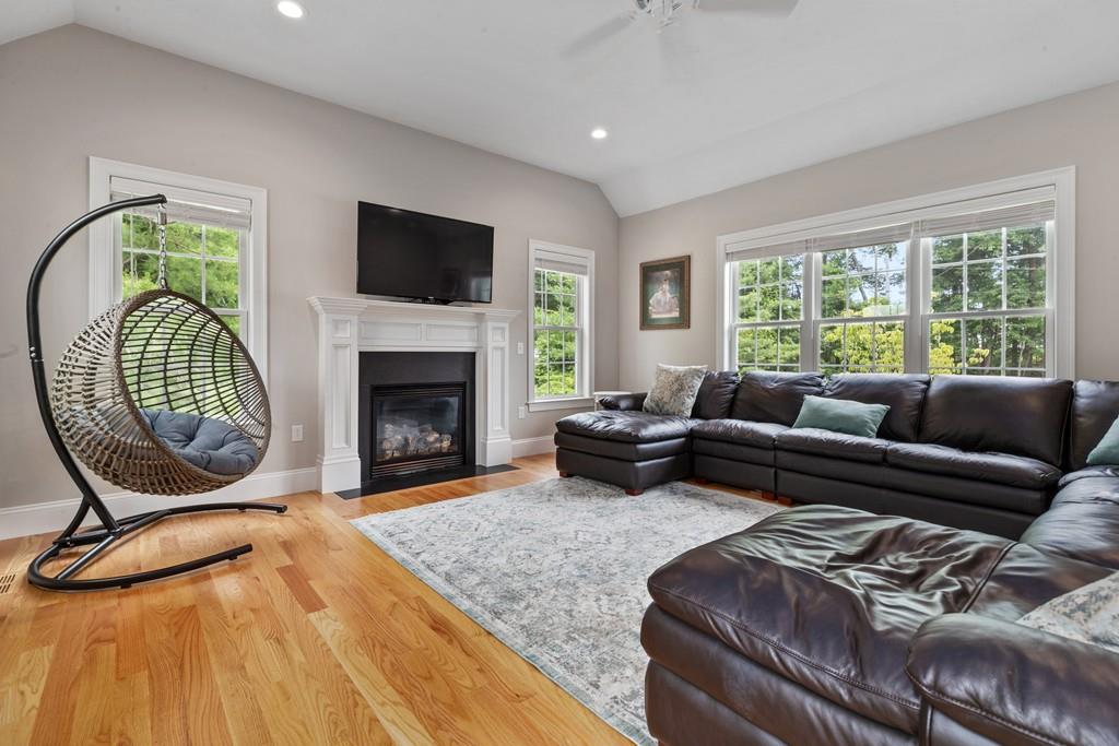 240 Clapp Road Scituate, MA 02066 - Photo 3 of 37